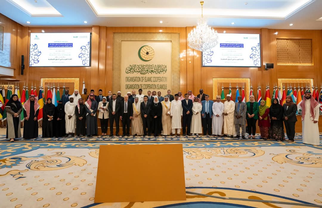 FB IMG 1736674698718 الدكتور محمد القلا مستشار شيخ الأزهر تشارك ختام احتفالية اللغة العربية لمجمع الملك سلمان موقع في الجامعة