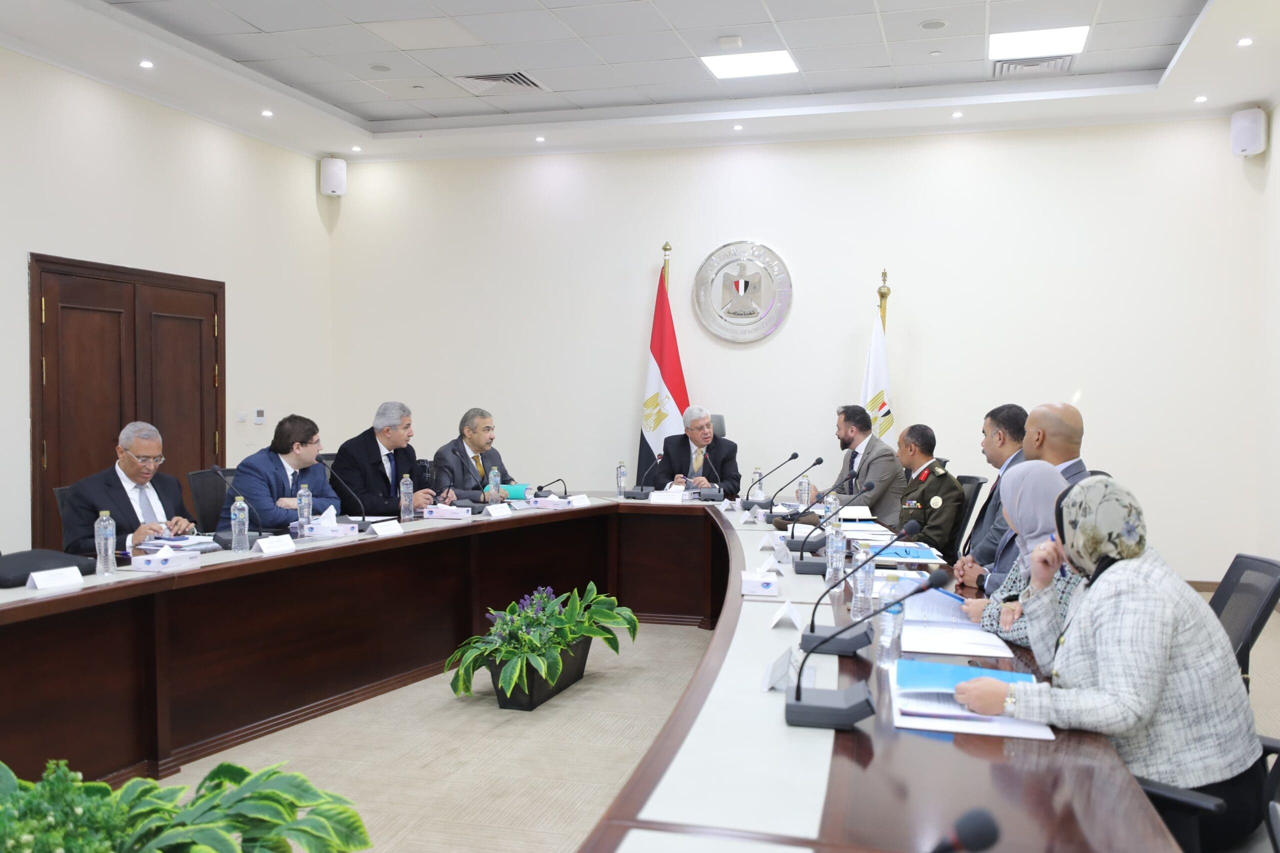 IMG 20250101 WA0063 scaled في الجامعة وزير التعليم العالى يترأس اجتماع مجلس إدارة صندوق رعاية المبتكرين والنوابغ بتشكيله الجديد موقع في الجامعة