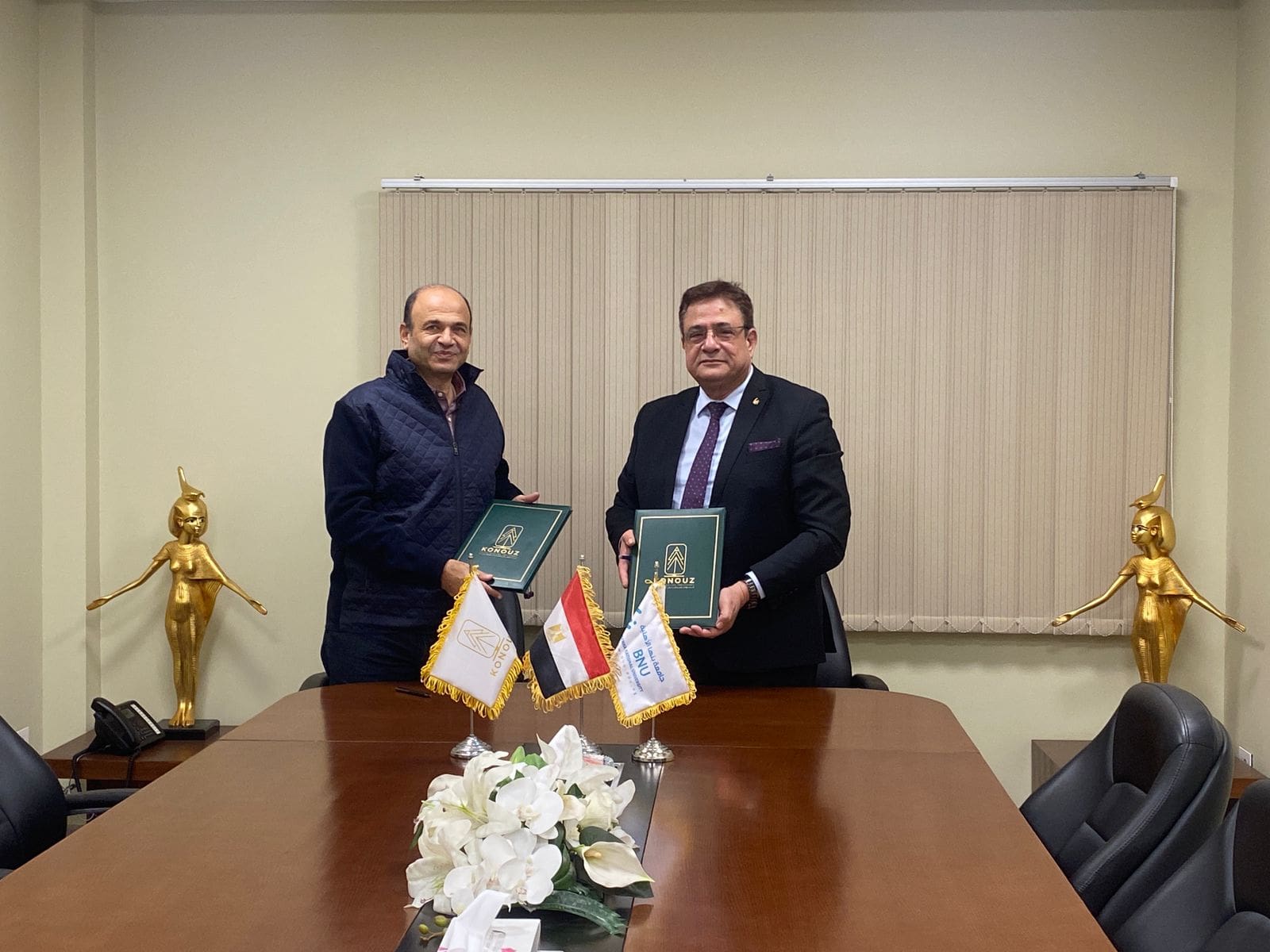 IMG 20250104 WA0048 جامعة بنها الأهلية توقيع بروتوكول تعاون بين جامعة بنها الأهلية وشركة كنوز مصر للنماذج الأثرية موقع في الجامعة