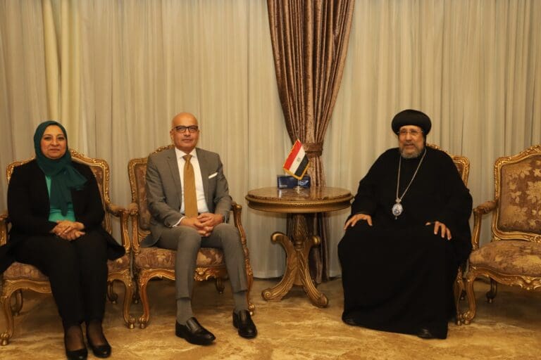 رئيس ونائب رئيس جامعة عين شمس يهنئان المركز الثقافي القبطي الأرثوذكسي بعيد الميلاد المجيد 1 IMG 20250105 WA0060 عين شمس رئيس ونائب رئيس جامعة عين شمس يهنئان المركز الثقافي القبطي الأرثوذكسي بعيد الميلاد المجيد موقع في الجامعة