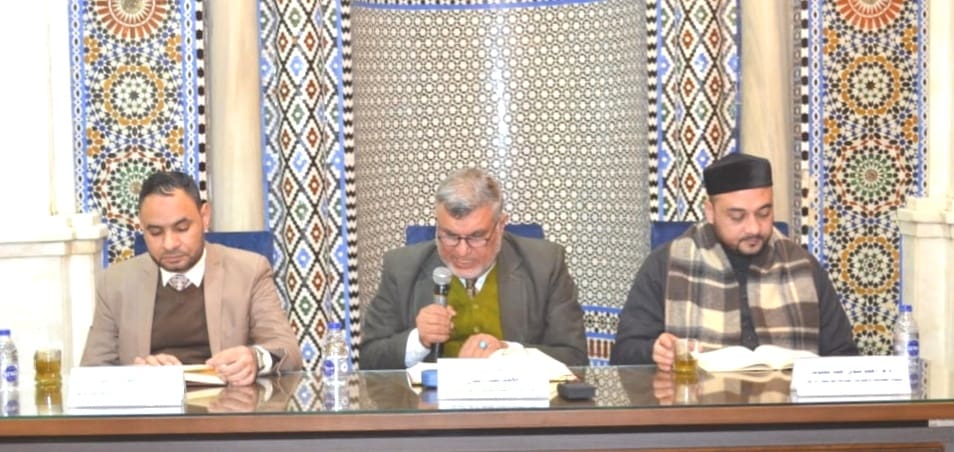 IMG 20250108 WA0094 مجلس الحديث انعقاد مجلس الحديث الخامس والعشرين لقراءة "صحيح الإمام البخاري" من مسجد الإمام الحسين موقع في الجامعة