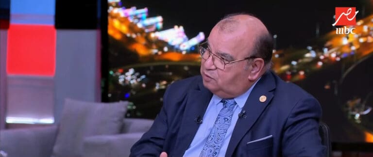 رفعت فياض: عدم تدريس اللغة العربية والإنجليزية خلال الصف الثالث الثانوي سلبي للغاية 8 IMG 8223 وزير الثقافة رفعت فياض: عدم تدريس اللغة العربية والإنجليزية خلال الصف الثالث الثانوي سلبي للغاية موقع في الجامعة