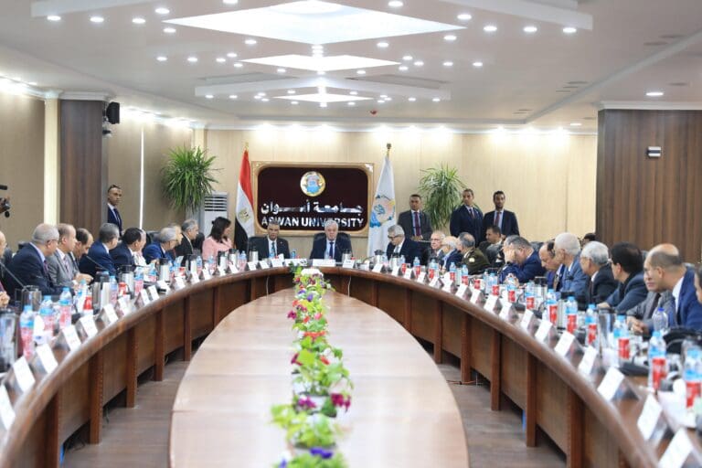 تفاصيل قرار الأعلى بالجامعات لإنشاء فرعى لجامعة القاهرة والإسكندرية بالإمارات 1 ce155401 8353 4852 8460 472e6d4bc2b2 1 جامعة القاهرة تفاصيل قرار الأعلى بالجامعات لإنشاء فرعى لجامعة القاهرة والإسكندرية بالإمارات موقع في الجامعة