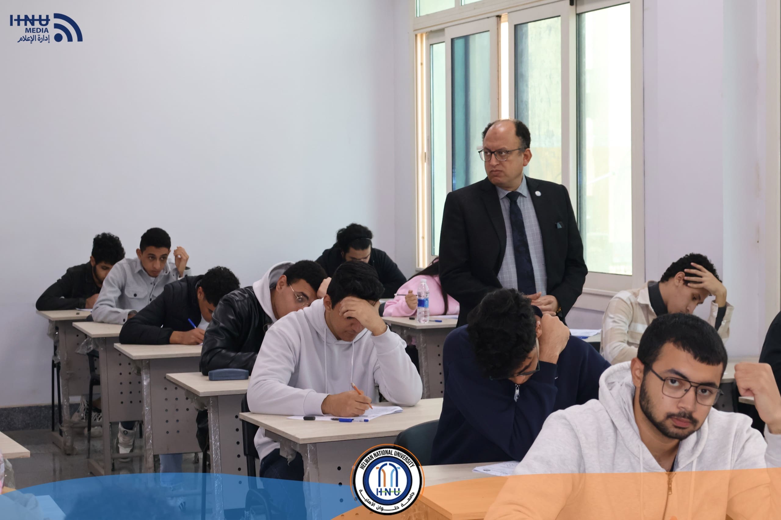 رئيس جامعة حلوان الأهلية يتفقد الاختبارات ويؤكد: نسعى لتوفير أفضل بيئة تعليمية لطلابنا 1 db3d18d2 8ef8 498c 9fa1 ea7d1ef35d80 جامعة حلوان الأهلية رئيس جامعة حلوان الأهلية يتفقد الاختبارات ويؤكد: نسعى لتوفير أفضل بيئة تعليمية لطلابنا موقع في الجامعة