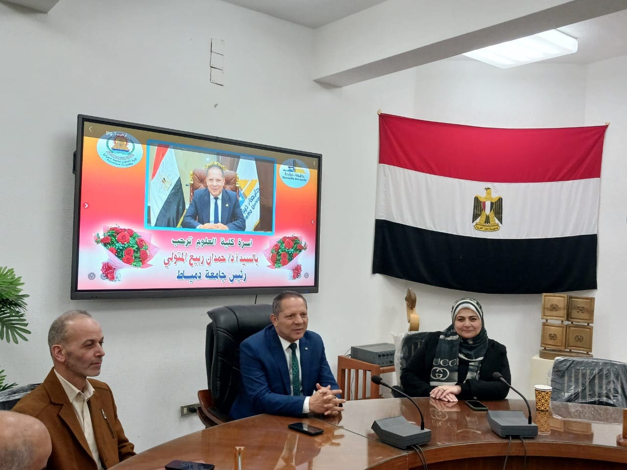 وكيل تعليم دمياط يوجه بتكثيف الاستعدادات لامتحانات الشهادة الإعدادية بنظام البوكليت 1 رئيس جامعة دمياط دمياط وكيل تعليم دمياط يوجه بتكثيف الاستعدادات لامتحانات الشهادة الإعدادية بنظام البوكليت موقع في الجامعة
