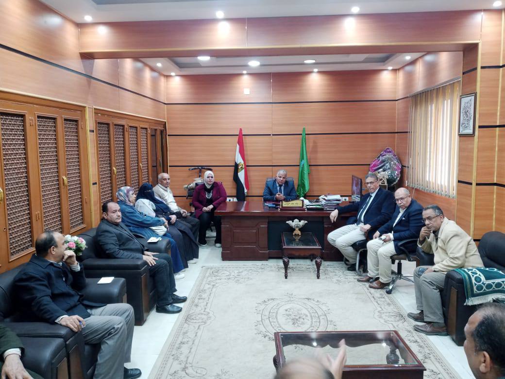 موجهس عموم قائمة المحظورات بامتحانات مدارس بورسعيد توجيهات من وكيل تعليم الفيوم لموجهي عموم المديرية بشأن امتحانات نصف العام موقع في الجامعة
