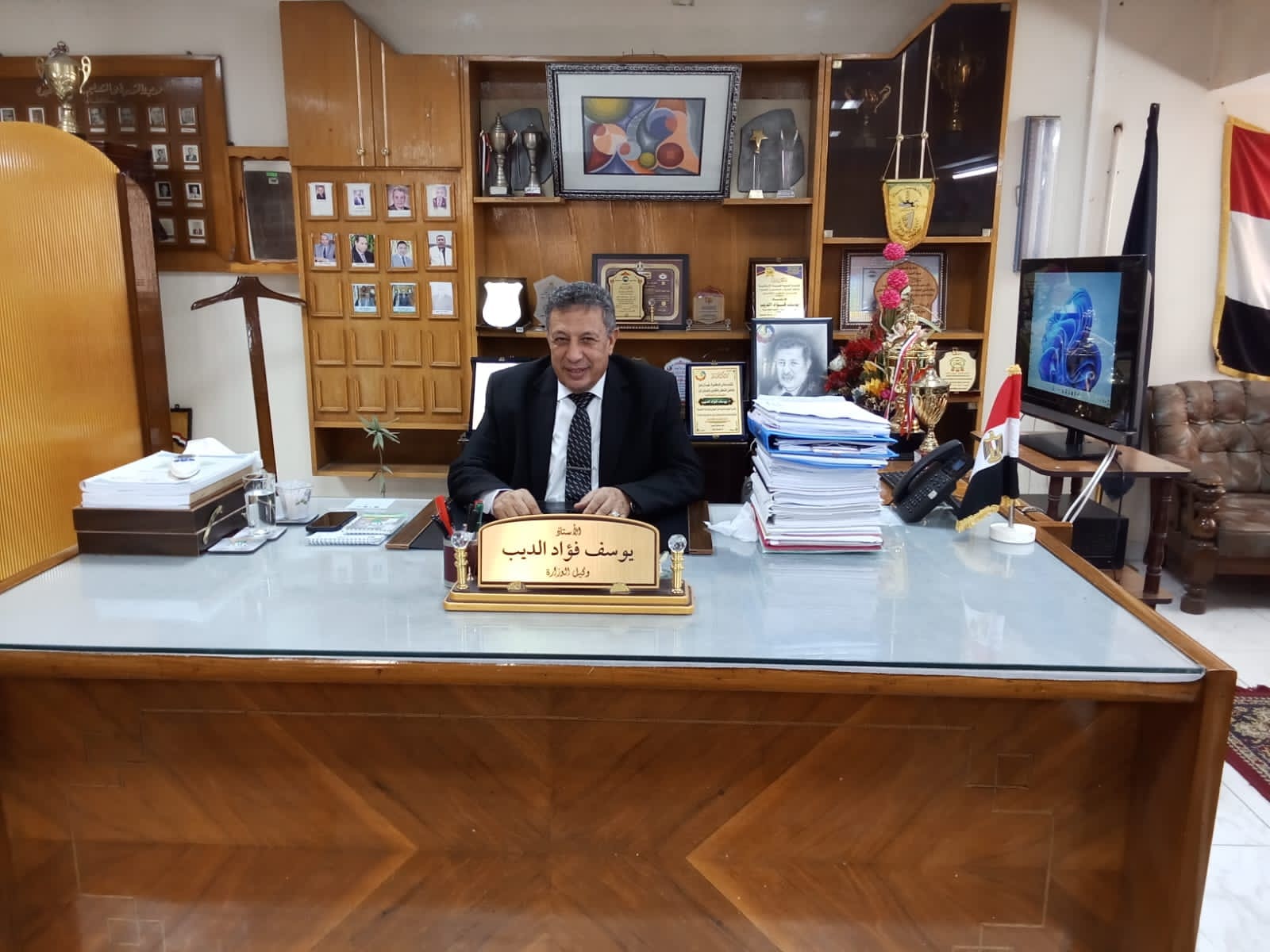 رابط.. نماذج استرشادية فى مواد العلوم باللغة الإنجليزية بالمدارس الرسمية لغات 1 وكيل التعليم بالحيرة نماذج استرشادية رابط.. نماذج استرشادية فى مواد العلوم باللغة الإنجليزية بالمدارس الرسمية لغات موقع في الجامعة