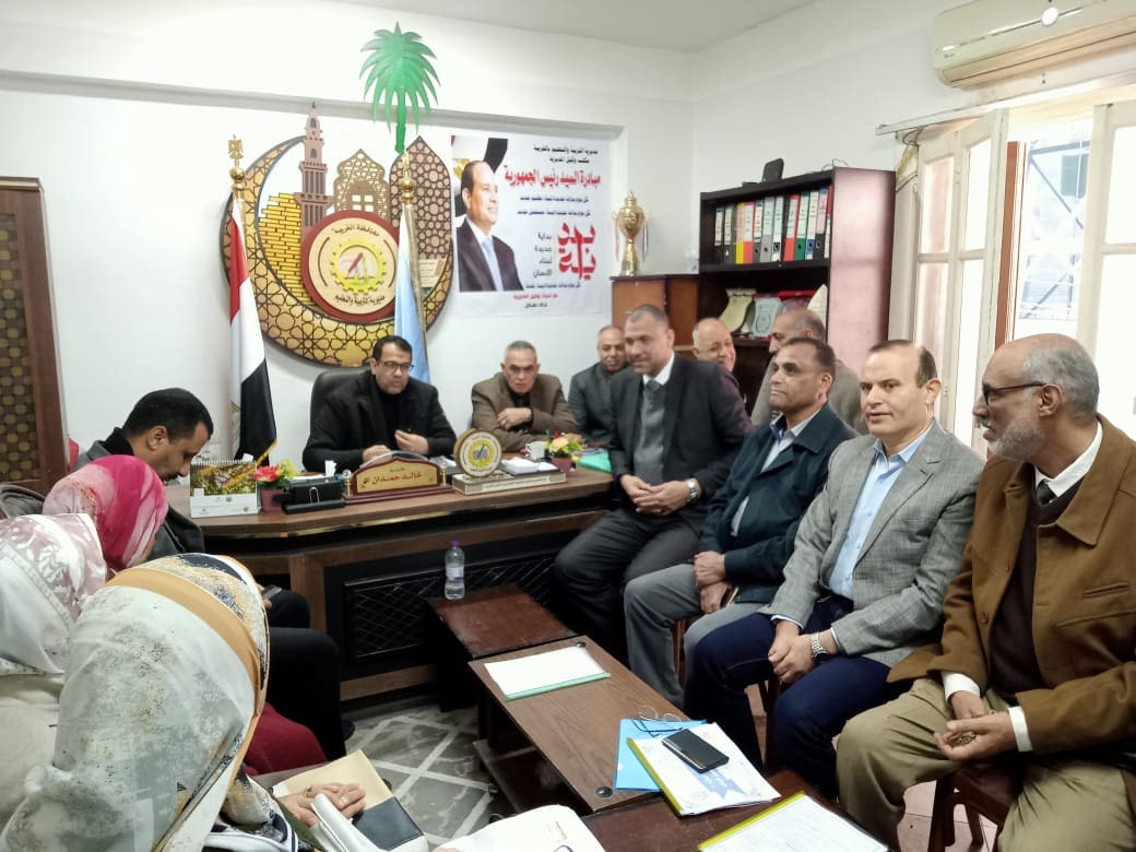 وكيل تعليم الغربية يتابع ختام الشهادة الاعدادية من غرفة العمليات الرئيسية 1 وكيل تعليم الغربية تعليم الغربية وكيل تعليم الغربية يتابع ختام الشهادة الاعدادية من غرفة العمليات الرئيسية موقع في الجامعة