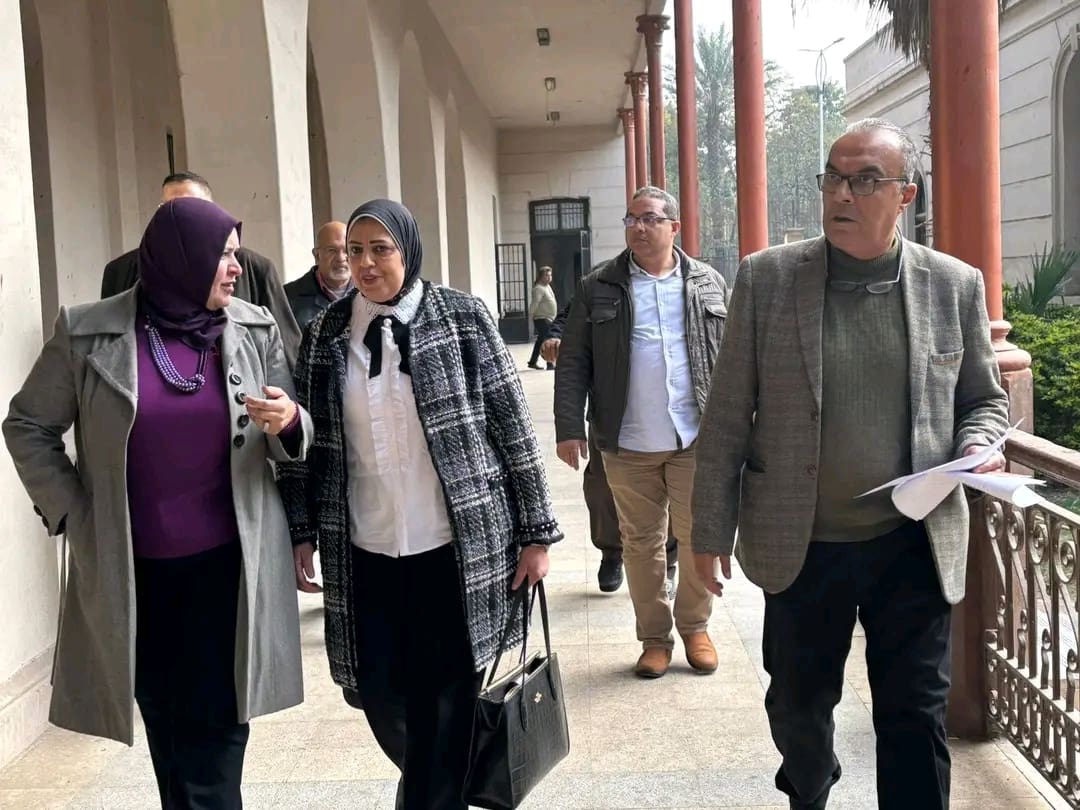 1739115839802 اليومي الإشراف اليومي أبرزها.. توجيهات من رئيس إدارة التتربية لإدارات جنوب الجيزة التعليمية موقع في الجامعة