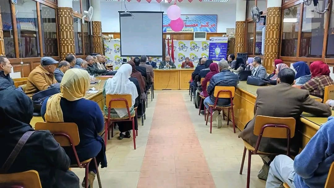 1739899388083 برنامج برنامج تدريبي لمديري المدارس والإداريين بشأن الأعمال المالية والإدارية بمدارس الفيوم موقع في الجامعة