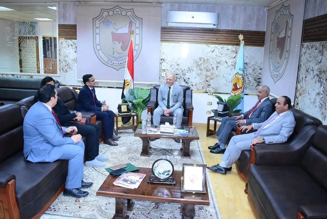 1740067507542 الفضاء جامعة سوهاج تستضيف فعاليات اليوم الثقافي الهندي لأول مرة علي أرضها موقع في الجامعة