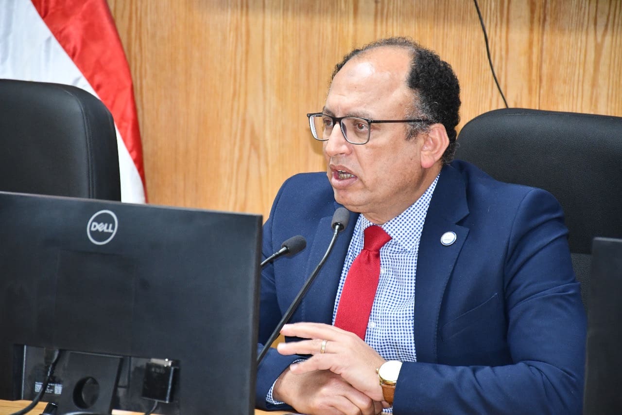 5cb1f0d3 4989 466d ad7f 5ddcd5400160 بحوث البترول جامعة حلوان تستهدف رفع كفاءة الجهاز الإداري بتدريب متخصص حول تحليل أنماط السلوك موقع في الجامعة