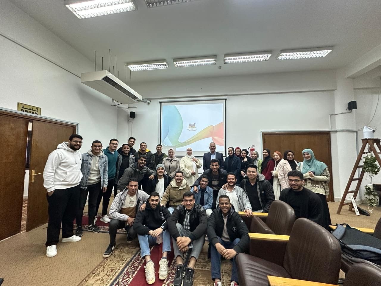 632da671 b8e4 4dfe 883b 176b69fbe358 جامعة قناة السويس جامعة قناة السويس تعلن نتائج مسابقة Hult Prize: MED VR في الصدارة وRoboSolar في المركز الثاني وEdu.ai يحصد المركز الثالث موقع في الجامعة