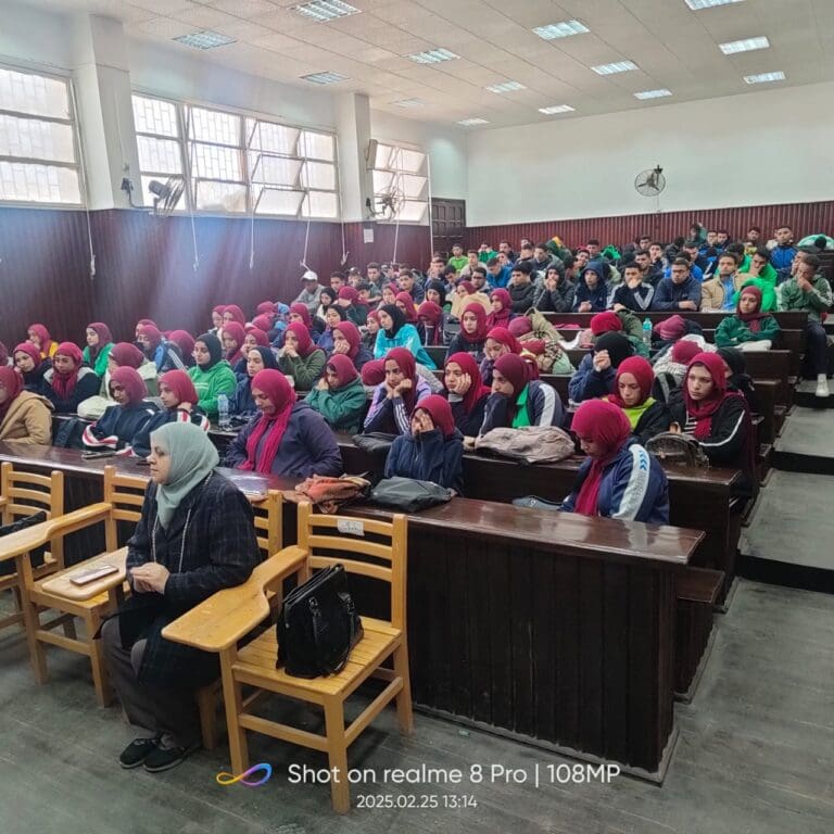 جامعة قناة السويس تنظم برنامجا تدريبيا لـ 160 طالبا وطالبة لمواجهة التطرف اللاديني وتعزيز القيم والأخلاق 18 6bdbdb9a 627f 4e07 b608 eb51eb5a3e8e الأزهر جامعة قناة السويس تنظم برنامجا تدريبيا لـ 160 طالبا وطالبة لمواجهة التطرف اللاديني وتعزيز القيم والأخلاق موقع في الجامعة