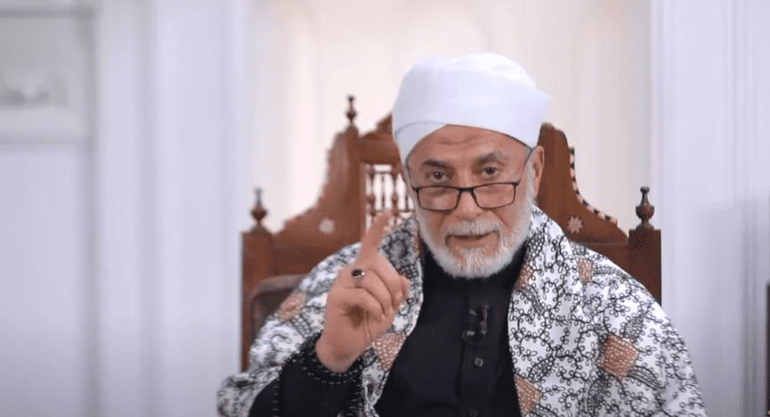 74 يسري جبر ما الفرق بين التغافل والغفلة في تربية الأبناء؟.. الدكتور يسري جبر يُجيب - فيديو موقع في الجامعة