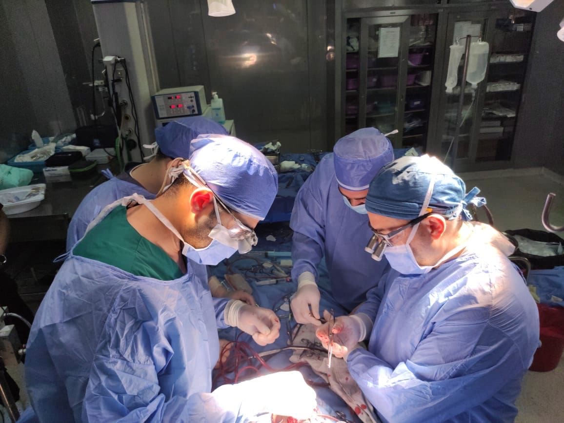 رئيس جامعة القاهرة يعلن نجاح فريق طبى فى إجراء أول جراحة قلب مفتوح لطفل من غزة بمستشفى أبو الريش الياباني 1 7cf24d1a 30da 4861 8204 32500e23db87 جامعة القاهرة رئيس جامعة القاهرة يعلن نجاح فريق طبى فى إجراء أول جراحة قلب مفتوح لطفل من غزة بمستشفى أبو الريش الياباني موقع في الجامعة