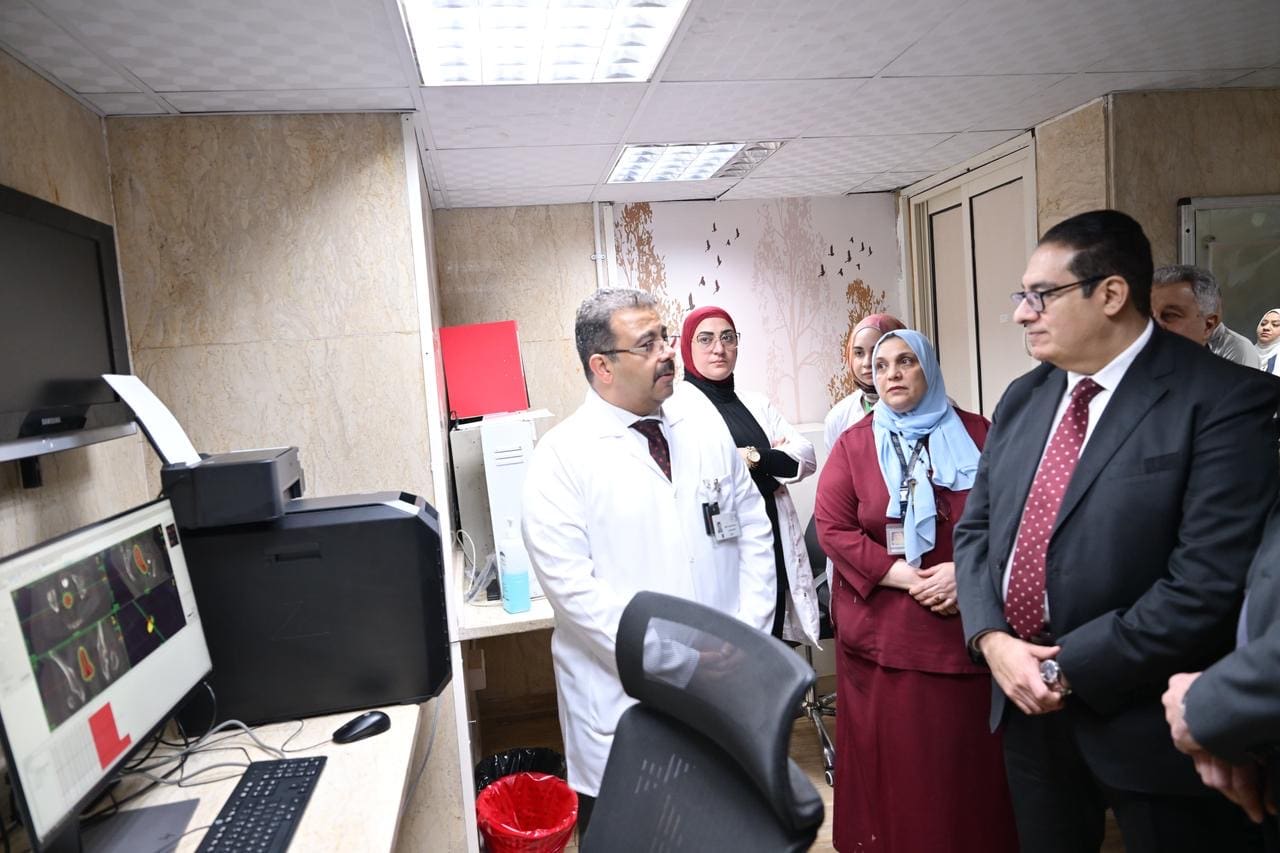 93ab9a21 1a47 4abc b172 96747b8f96d7 جامعة القاهرة جولة تفقدية لرئيس جامعة القاهرة لمتابعة أعمال التجديد والتطوير بالمستشفى الشمالي بالمعهد للقومي للأورام موقع في الجامعة