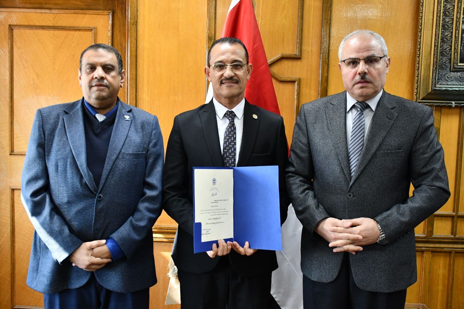 98073af9 2269 4ca6 8390 2d48d51060d3 جامعة قناة السويس رئيس جامعة قناة السويس يُهنئ المهندس عادل ألبير لصدور قرار تعيينه أمين الجامعة المساعد موقع في الجامعة