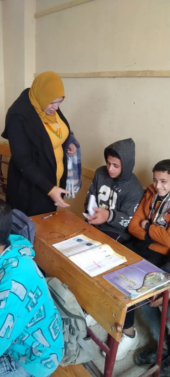 وكيل تعليم الجيزة: جعل المدرسة دوما بيئة جاذبة للطلاب 1 FB IMG 1739192233153 الجيزة وكيل تعليم الجيزة: جعل المدرسة دوما بيئة جاذبة للطلاب موقع في الجامعة