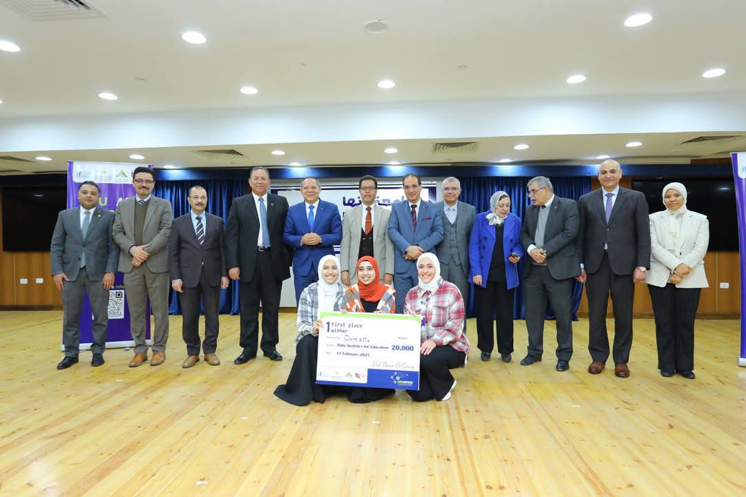 FB IMG 1739296461130 طلاب جامعة دمياط تحرز مراكز متقدمة في هاكاثون التعليم الذكي بجامعة بنها موقع في الجامعة