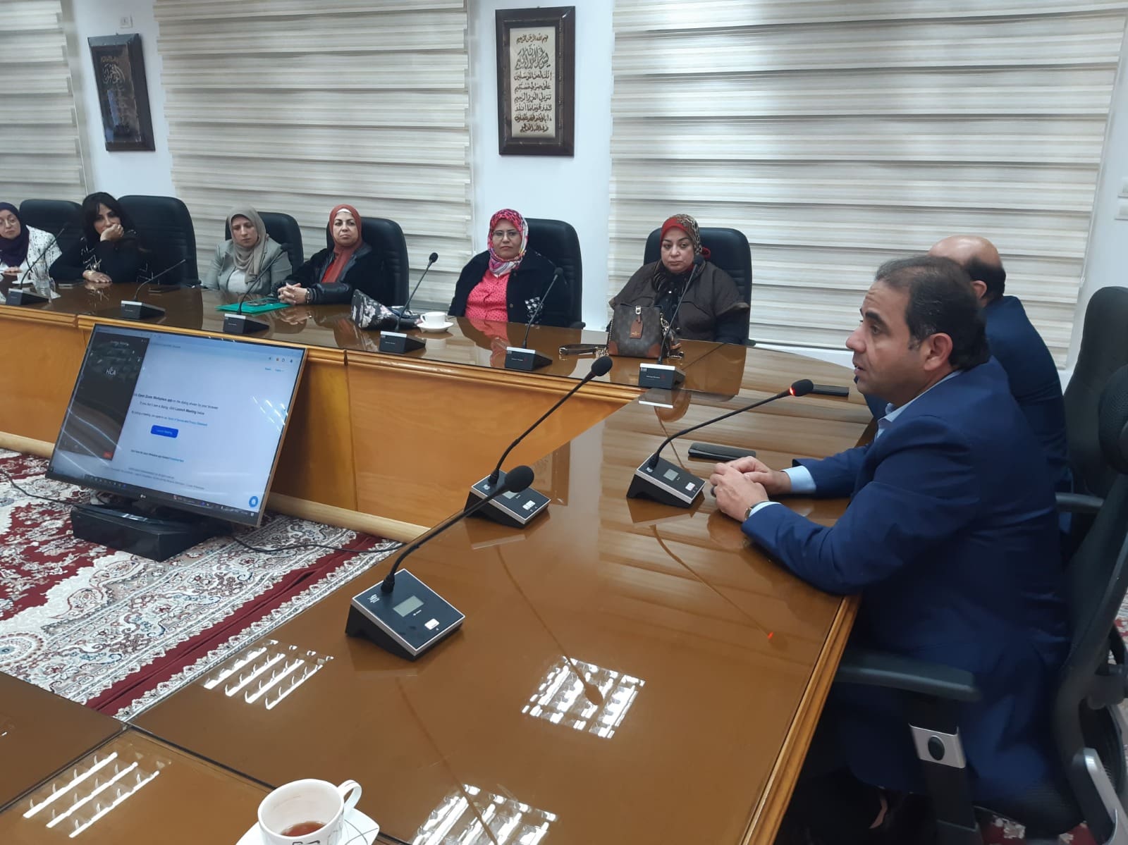 IMG 20250204 WA0177 جامعة قناة السويس رئيس جامعة بورسعيد يجتمع بالقطاع الصحي ومجلس إدارة المستشفى الجامعي موقع في الجامعة