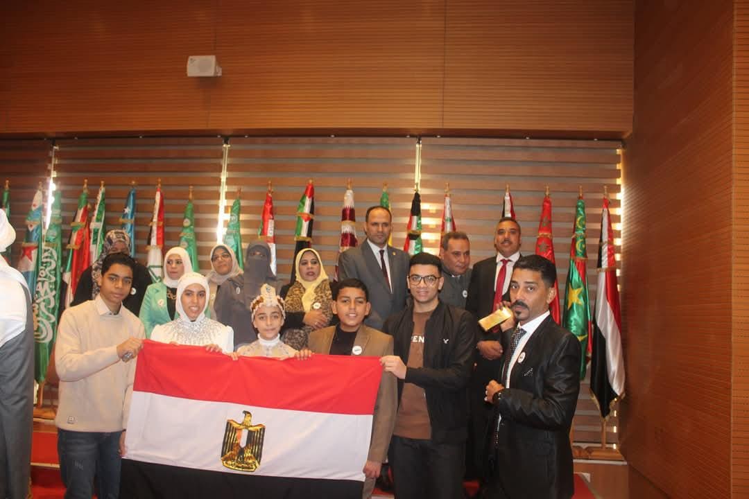IMG 20250221 WA0095 المؤتمر مصر تحقق إنجازًا كبيراً في احتفالية الأسبوع العربي للبرمجة 2024 بتونس موقع في الجامعة