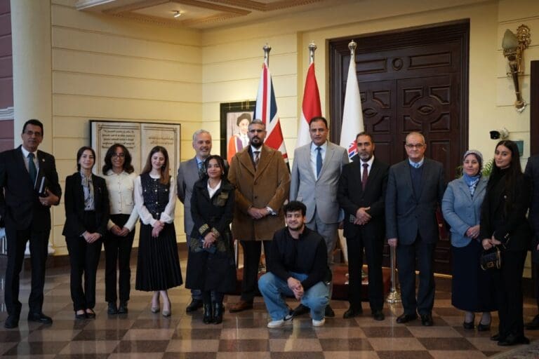 رئيس الجامعة البريطانية يستقبل السفير الليبي لتعزيز التعاون الأكاديمي 35 IMG 20250225 WA0104 رئيس رئيس الجامعة البريطانية يستقبل السفير الليبي لتعزيز التعاون الأكاديمي موقع في الجامعة