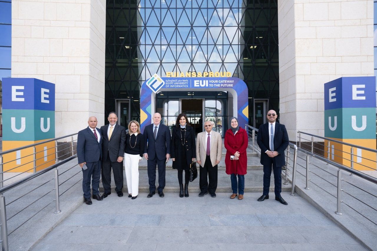 IMG 20250225 WA0146 جامعة مصر للمعلوماتية رئيس مصر للمعلوماتية بعد زيارة سيسكو لمقر الجامعة: منفتحون على التعاون مع الشركات العالمية موقع في الجامعة