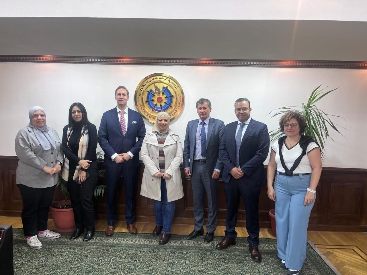 IMG 9173 وفد مؤسسة التعاون الأوروبي في العلوم والتكنولوجيا البحث العلمي تستقبل وفد مؤسسة التعاون الأوروبي في العلوم والتكنولوجيا موقع في الجامعة