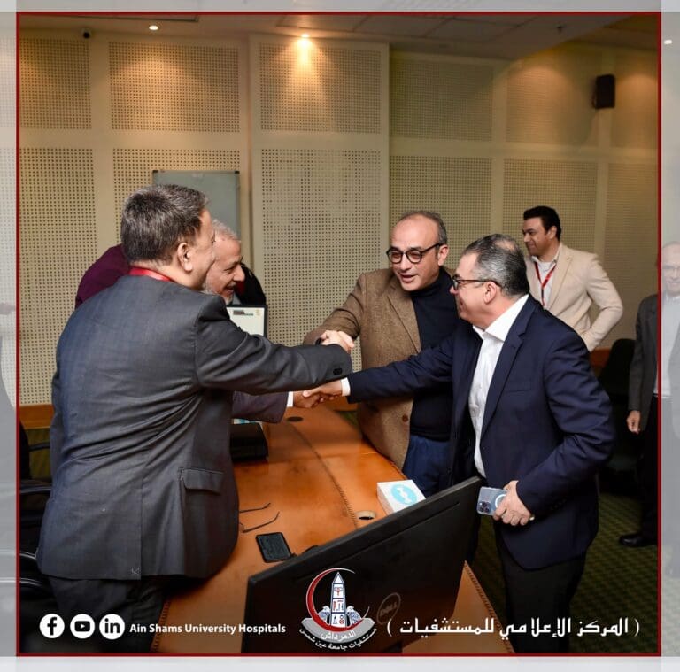 تدريب 148 طبيبًا من مختلف مستشفيات الجمهورية بمستشفيات جامعة عين شمس حول صحة الرجل 43 IMG 9324 استخلاص تدريب 148 طبيبًا من مختلف مستشفيات الجمهورية بمستشفيات جامعة عين شمس حول صحة الرجل موقع في الجامعة