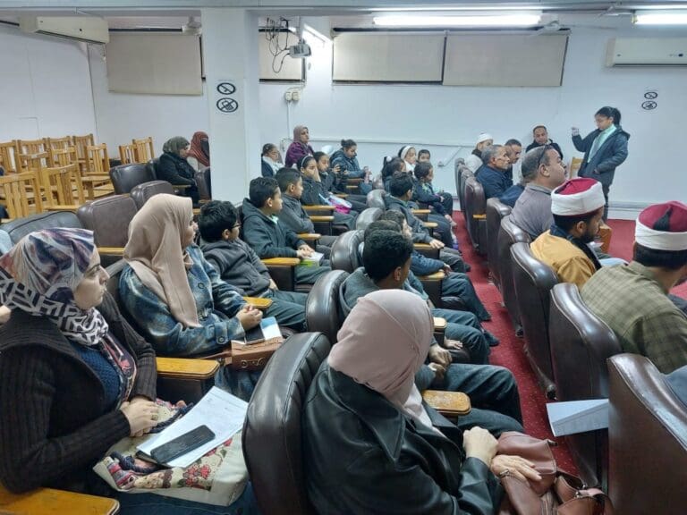 جامعة قناة السويس تعزز التوعية المجتمعية ببرنامج تدريبي حول التنمر وآثاره وطرق مواجهته 7 c3d48a00 4cca 422a 820d 50817d13fe73 جامعة حلوان جامعة قناة السويس تعزز التوعية المجتمعية ببرنامج تدريبي حول التنمر وآثاره وطرق مواجهته موقع في الجامعة