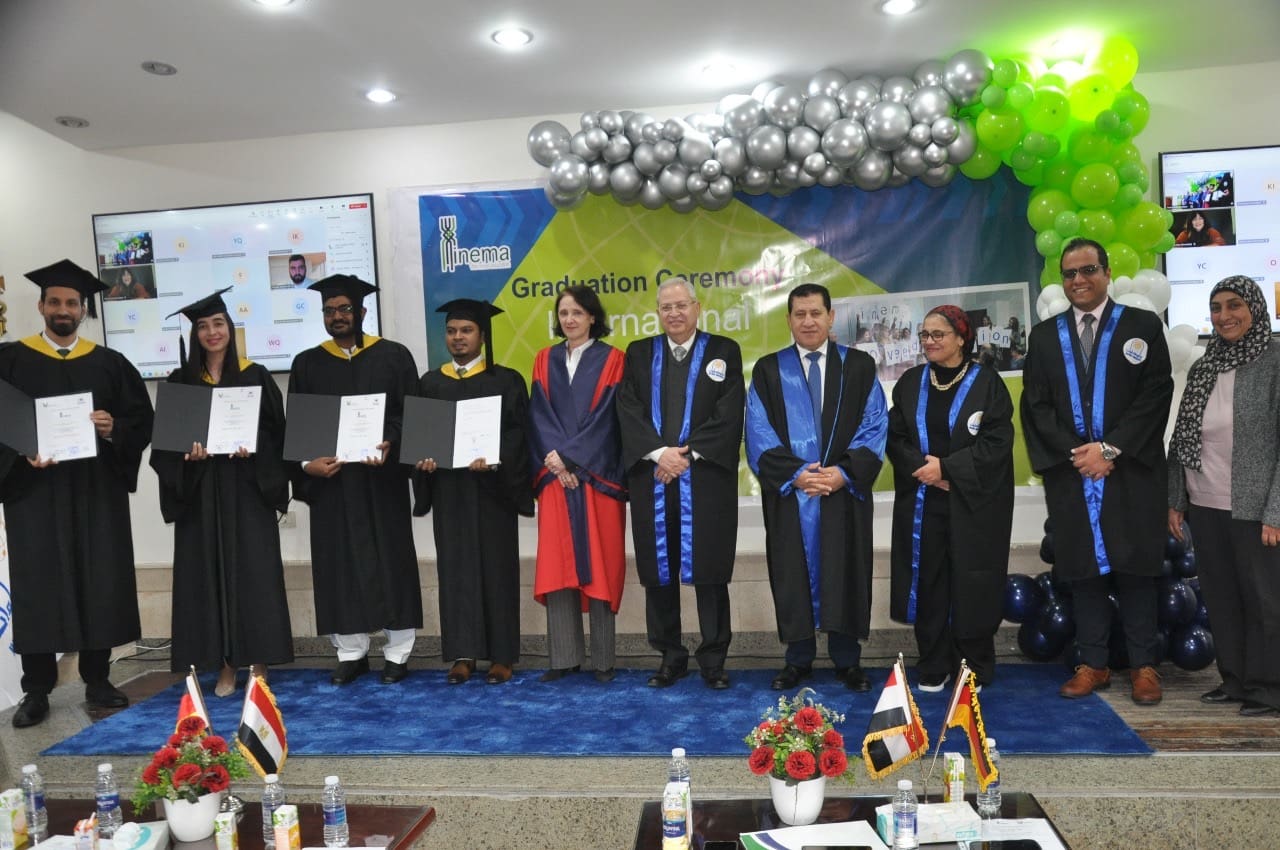 d7c8dc5b b1dc 4feb ba06 1d16c2cf6a15 جامعة حلوان جامعة حلوان تنظم حفل تخرج خريجي ماجستير إدارة التعليم الدولي موقع في الجامعة
