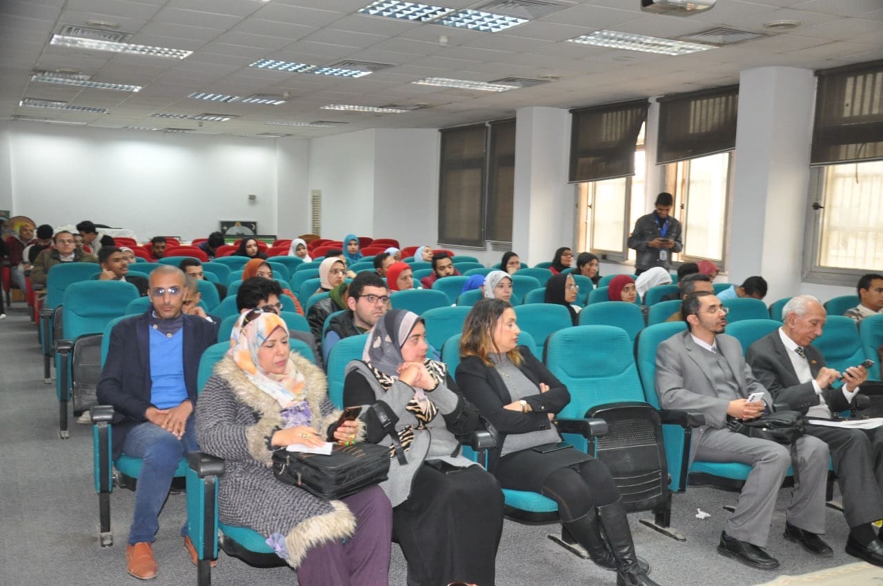 ندوة توعوية بجامعة حلوان حول المراهنات والمقامرة عبر الانترنت 1 e65e2ac1 8755 4721 8cd9 3349c1923889 جامعة حلوان ندوة توعوية بجامعة حلوان حول المراهنات والمقامرة عبر الانترنت موقع في الجامعة