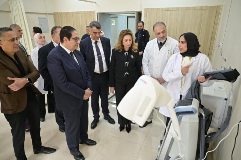 رئيس جامعة القاهرة يفتتح العيادات الإضافية لجراحة الأورام وعلاج الألم ووحدة المتابعة والتقييم ووحدة العلاج الطبيعي بمستشفى الثدي 9 145c2862 8643 4986 a223 35e5c7f0e863 جامعة المنيا رئيس جامعة القاهرة يفتتح العيادات الإضافية لجراحة الأورام وعلاج الألم ووحدة المتابعة والتقييم ووحدة العلاج الطبيعي بمستشفى الثدي موقع في الجامعة