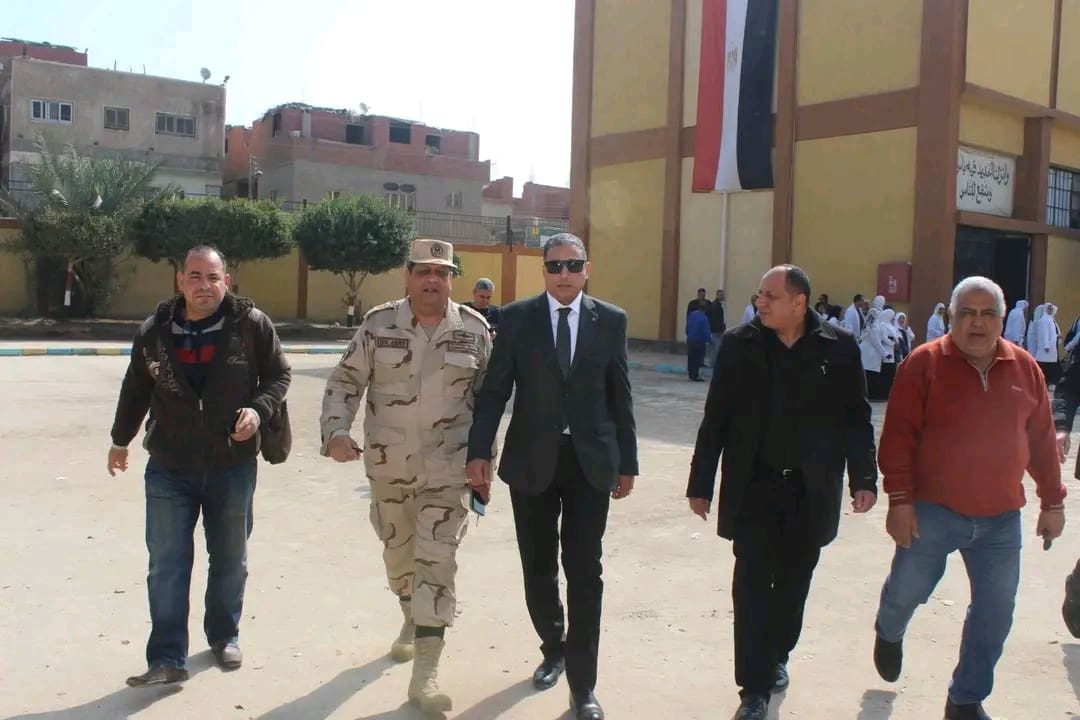 تعليم الجيزة: الانضباط والتدريب العملي ركيزتان أساسيتان لتكوين جيل واعي ومسؤول 1 1741790907872 تعليم تعليم الجيزة: الانضباط والتدريب العملي ركيزتان أساسيتان لتكوين جيل واعي ومسؤول موقع في الجامعة