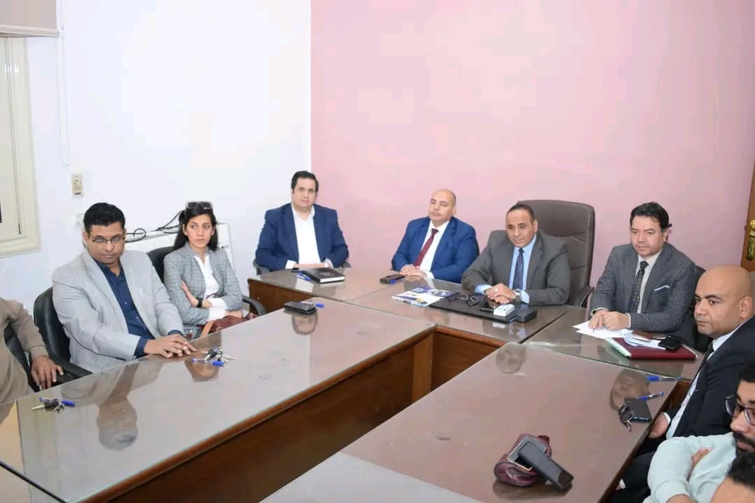 رئيس جامعة سوهاج يؤكد اهتمام الدولة بملف المشروعات المتوسطة والصغيرة للقضاء على البطالة 1 1742217836183 رئيس جامعة سوهاج رئيس جامعة سوهاج يؤكد اهتمام الدولة بملف المشروعات المتوسطة والصغيرة للقضاء على البطالة موقع في الجامعة