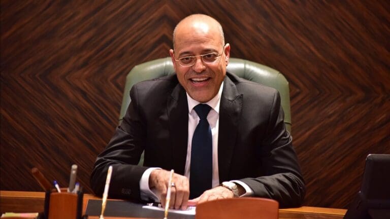 براتب شهري يعادل41 ألف جنيه مصري، فرص عمل للمدرسين في إحدى الدول الخليجية 5 371 براتب شهري يعادل41 ألف جنيه مصري، فرص عمل للمدرسين في إحدى الدول الخليجية موقع في الجامعة