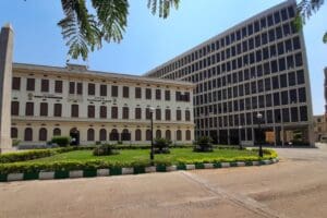 أسعار ومصروفات كليات الهندسة في كافة الجامعات الخاصة والأهلية المصرية 2 39 كليات الهندسة أسعار ومصروفات كليات الهندسة في كافة الجامعات الخاصة والأهلية المصرية موقع في الجامعة