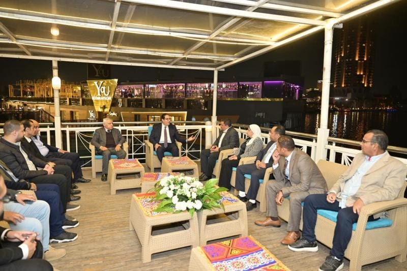 جامعة القاهرة تشارك أسرة نادى أعضاء هيئة التدريس مأدبة سحور 1 656707 جامعة القاهرة تشارك أسرة نادى أعضاء هيئة التدريس مأدبة سحور موقع في الجامعة