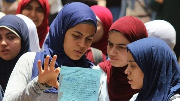 جدول الثانوية العامة 2025.. 3 ساعات زمن الإجابة عن امتحان 8 مواد 1 893 الثانوية جدول الثانوية العامة 2025.. 3 ساعات زمن الإجابة عن امتحان 8 مواد موقع في الجامعة