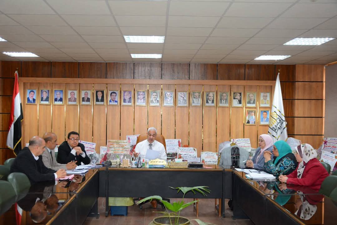 FB IMG 1741199435430 نادي جامعة حلوان لجنة بجامعة أسيوط تفحص نداءات عدد من طلاب التمريض وتستجيب للمتضررين موقع في الجامعة