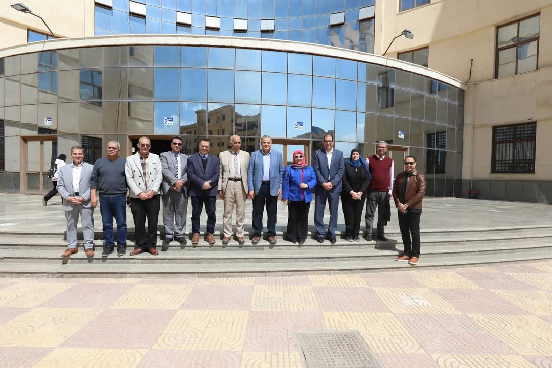 رئيس جامعة كفر الشيخ يشهد الندوات التثقيفية والتوعوية للكليات الجامعة 1 FB IMG 1742392744313 رئيس رئيس جامعة كفر الشيخ يشهد الندوات التثقيفية والتوعوية للكليات الجامعة موقع في الجامعة