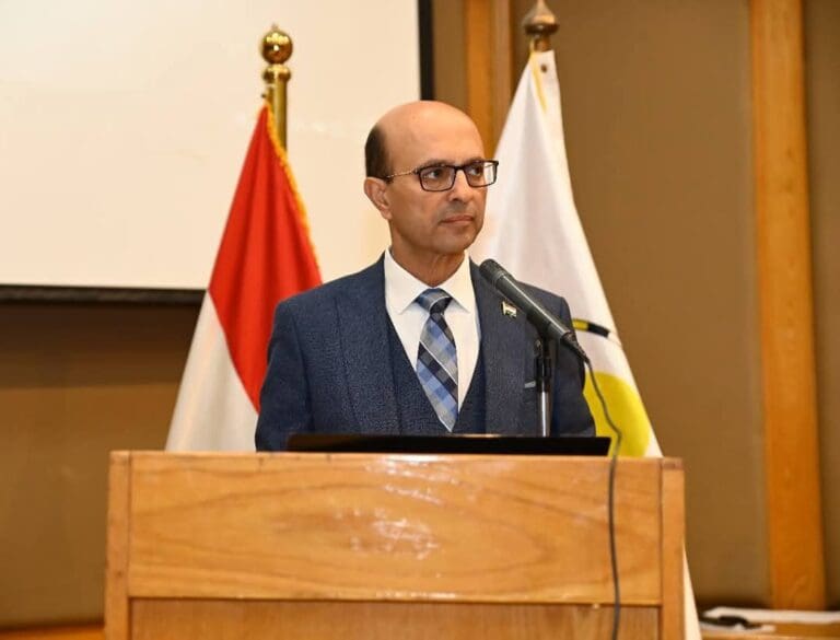 رئيس جامعة أسيوط: الفساد يعوق التنمية ويضعف الثقة 19 FB IMG 1742909286808 متبرع رئيس جامعة أسيوط: الفساد يعوق التنمية ويضعف الثقة موقع في الجامعة