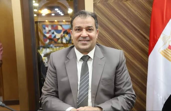 IMG 6731 جامعة قناة السويس رئيس جامعة جنوب الوادي يناقش الخطة التنفيذية لمشروع تغيير اسم الجامعة موقع في الجامعة