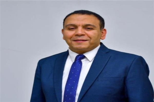 IMG 7335 منحة خبير تربوي: "عدم الاعتماد على بنوك أسئلة تخضع للمراجعة الدقيقة يسهم في وقوع أخطاء" موقع في الجامعة