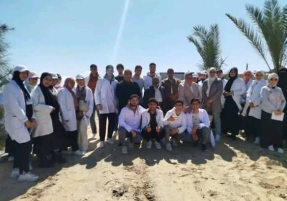 جامعة العريش: دراسة ميدانية لطلاب كلية العلوم الزراعية لرفع مهارات سوق العمل لديهم 1 Screenshot ٢٠٢٥٠٣١٤ ٢١٤٢١٨ Chrome جامعة العريش: دراسة ميدانية لطلاب كلية العلوم الزراعية لرفع مهارات سوق العمل لديهم موقع في الجامعة