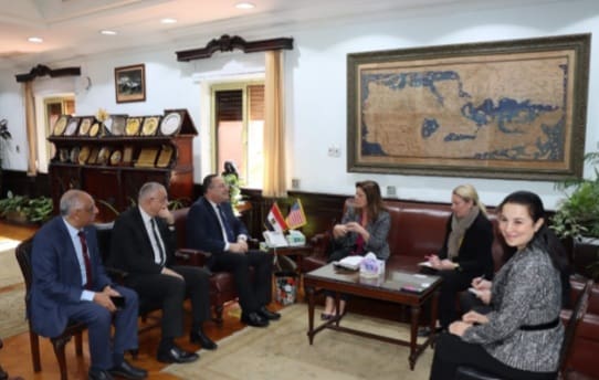 رئيس جامعة الإسكندرية يبحث مع وفد السفارة الأمريكية التعاون الأكاديمي 1 رئيس جامعة الإسكندرية
