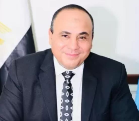 رئيس جامعة سوهاج يوجه رسالة شكر وتقدير للفرق الطبية والتمريضية وجميع العاملين بمستشفيات الجامعية 31 نائب رئيس جامعة سوهاج