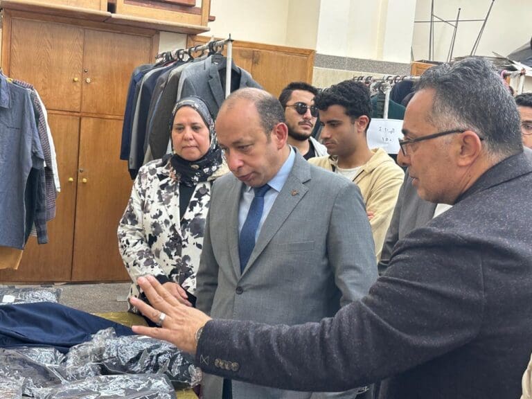 افتتاح المعرض الخيري السنوي للطلاب بكلية طب قصر العيني 3 b59e557b 4e51 41a3 b252 d234c6834e12 في الجامعة افتتاح المعرض الخيري السنوي للطلاب بكلية طب قصر العيني موقع في الجامعة