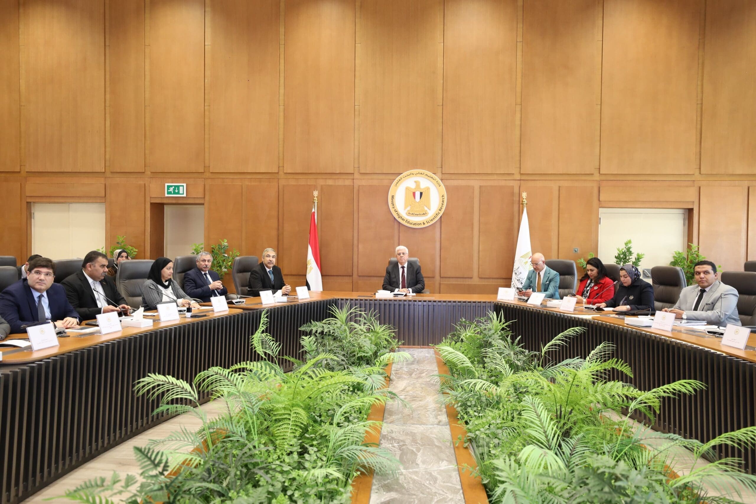 e6c2e48a 15de 4f83 8c69 8b7b324d853c scaled منحة سفر وزير التعليم العالي يفتتح الورشة التحضيرية " للحصول على الاعتماد المؤسسي في مجال الابتكار موقع في الجامعة